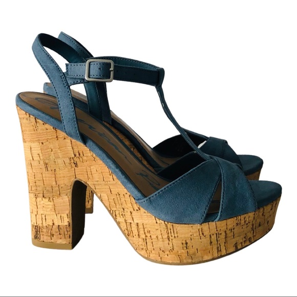 American Rag - Picture 2 of 6